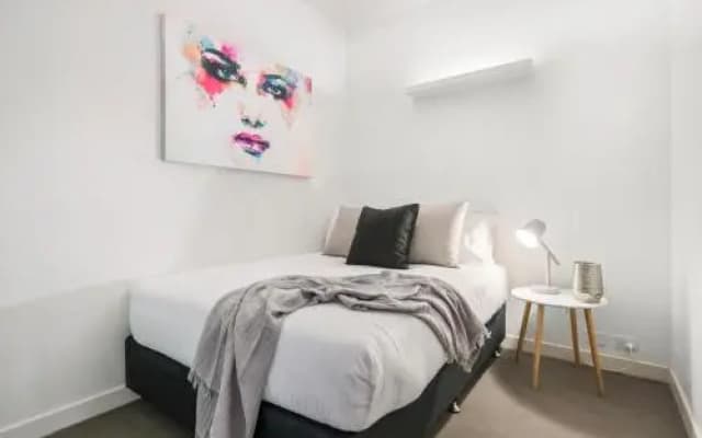 Complete Host Leopold Apartments - photo 3