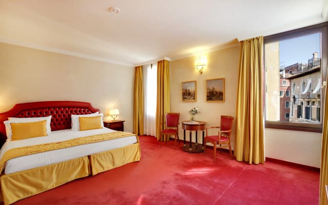 Hotel Dona Palace - photo 4