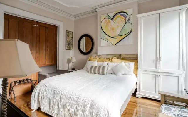 Yellow Block BnB - photo 3