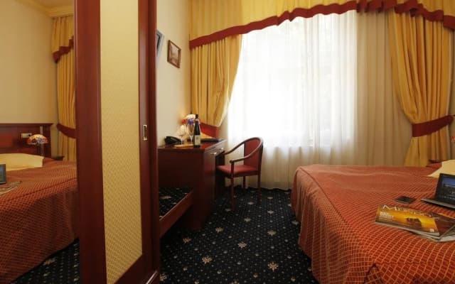 Hotel Aramis - photo 2