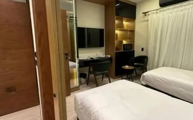 Elite Boutique Hotel - photo 5