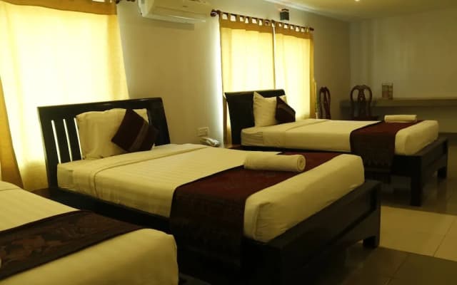 New Riverside Guesthouse - photo 5