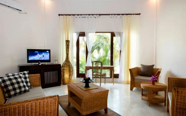 The Royal Palm Villa - photo 2