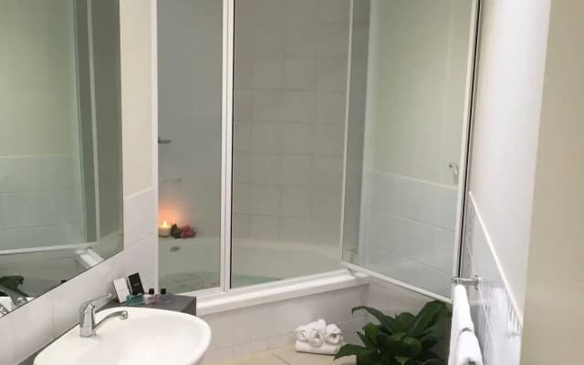 Shells Apartments - photo 5