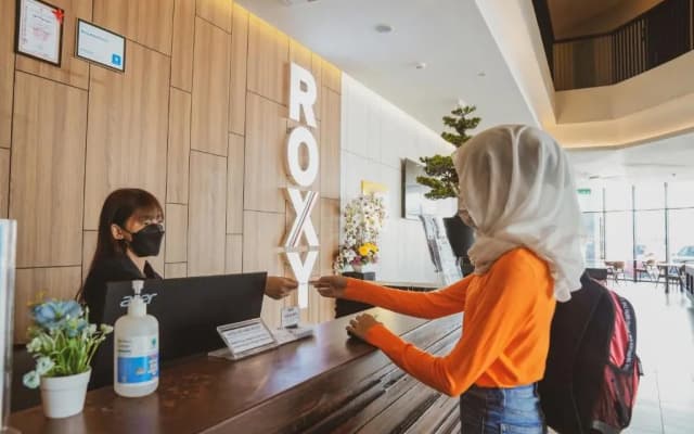 Roxy Hotel Serian - photo 4