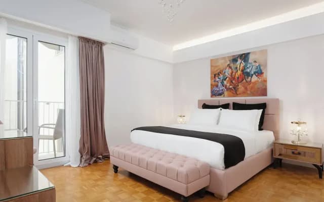 Athens Golden Light Premium Residence - photo 4