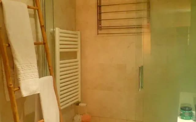 LxRiverside Suite Apartment - photo 4