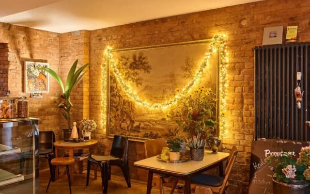Beautiful Park Apartment for 4 Guests - photo 3