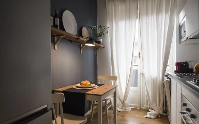 Sweet Flat near Metro Stop - photo 5