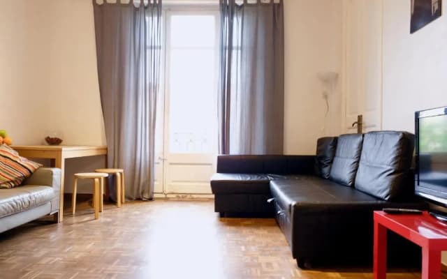 Grand Central Apartment - photo 2