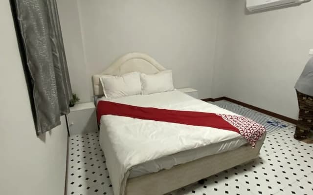 OYO 75396 Look Shine Apartment - photo 4