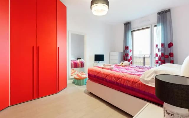Fiera Milano Flat with Garage - photo 2