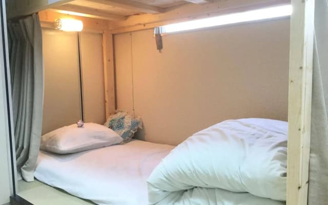 GUEST HOUSE B's Five II - Hostel - photo 3