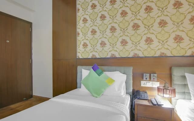 Treebo Trend Hotel Heaven - photo 3