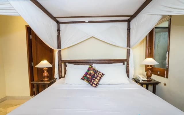 3 bedroom villa river side Legian - photo 3