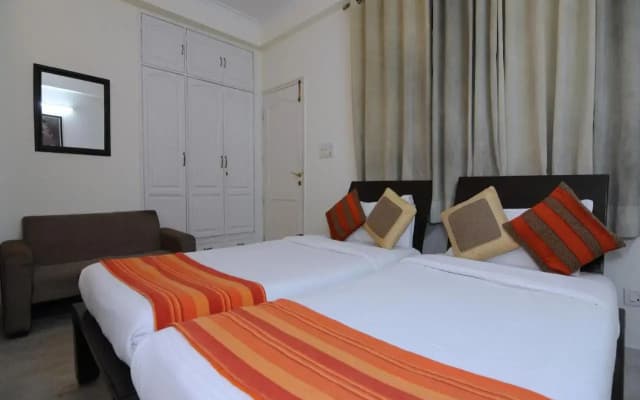 OYO Rooms Dwarka Sector 19 - photo 5