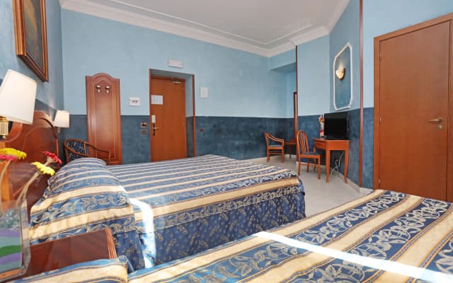 Hotel Rimini - photo 3