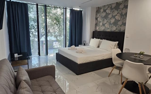 Nikis 20 Suites - photo 5