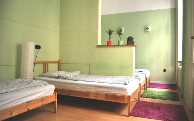 Guru Hostel - photo 3