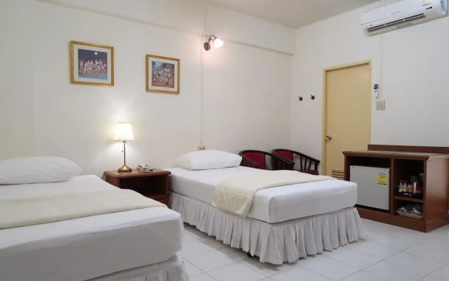 Phawana Sweet Hotel - photo 3