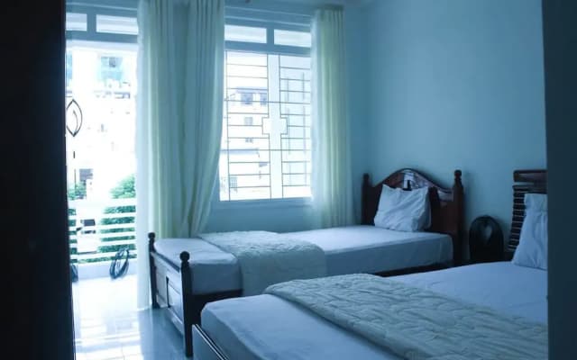 Sea Moon Hotel - photo 4