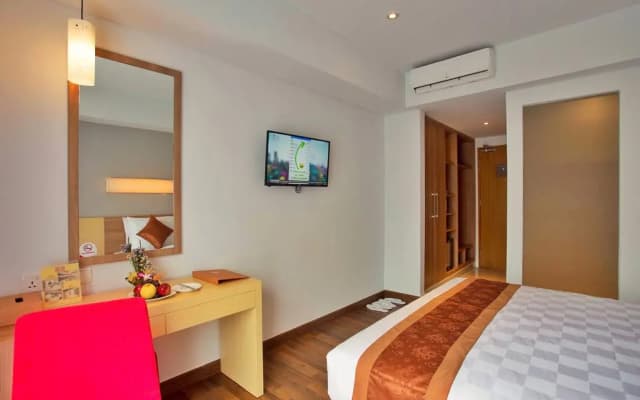 Saris Hotel Kuta - photo 4
