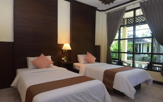 Clean Beach Resort - photo 2