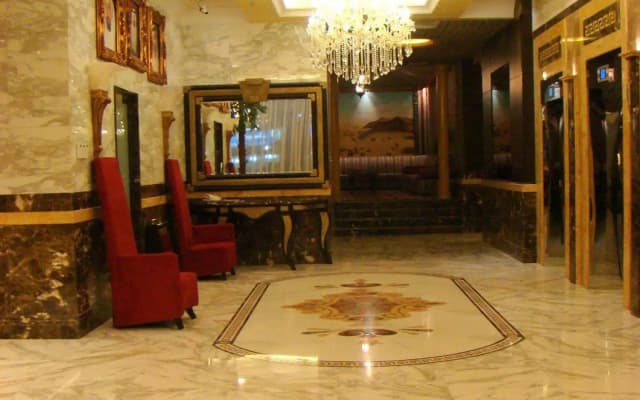 Sharjah Palace Hotel - photo 2