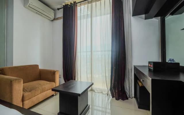 Relaxing Studio Apartment Mangga Dua Residence Near Itc Mall - photo 3