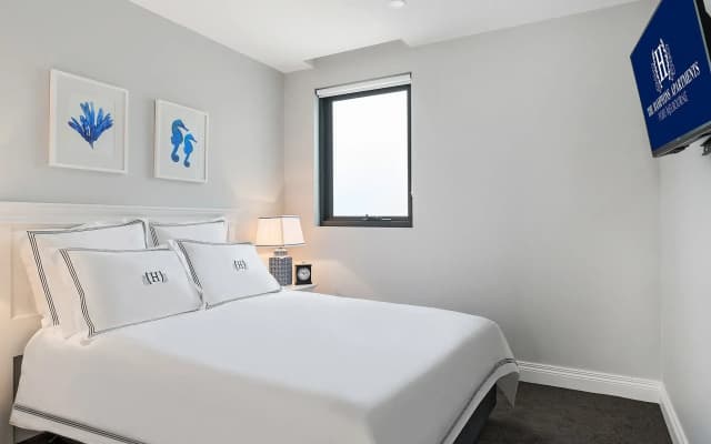 The Hamptons Apartments - Port Melbourne - photo 4