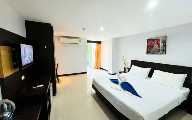 La Casa Patong - photo 3