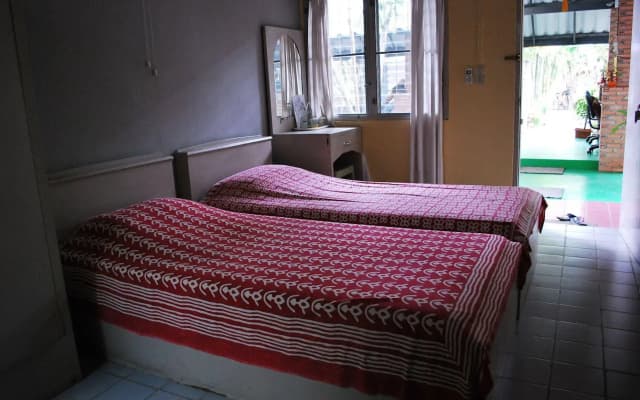 Baan JaJa Guesthouse - photo 4