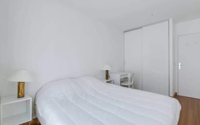 Chic and Luminous Apartment in Bastille - photo 3