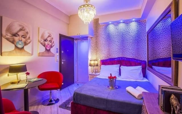 Boutique maisonette in Athens - photo 2