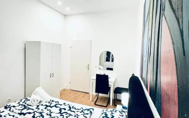 Elegant Five Bedroom Residence Alterlaa - photo 5