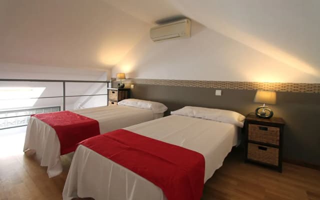 Apartamentos Conde Duque - photo 2