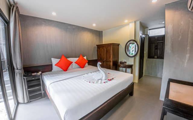 J4 Hotel Samui - photo 4