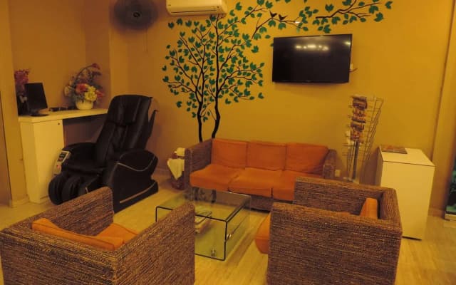 I Leaf Boutique Hotel - photo 2