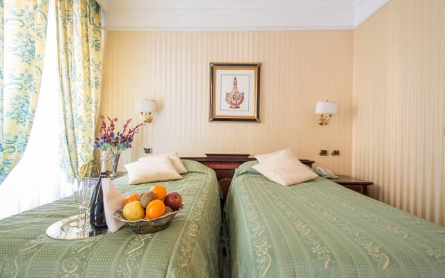 Hotel Cecil - photo 4