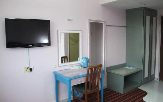 Hotel Sungai Emas - photo 4