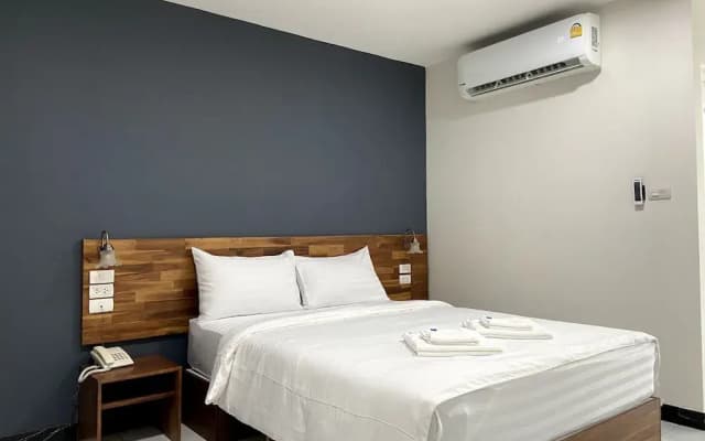 OK Hotel Bangkok - photo 3