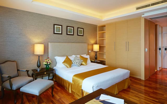 The Duchess Hotel  - photo 5