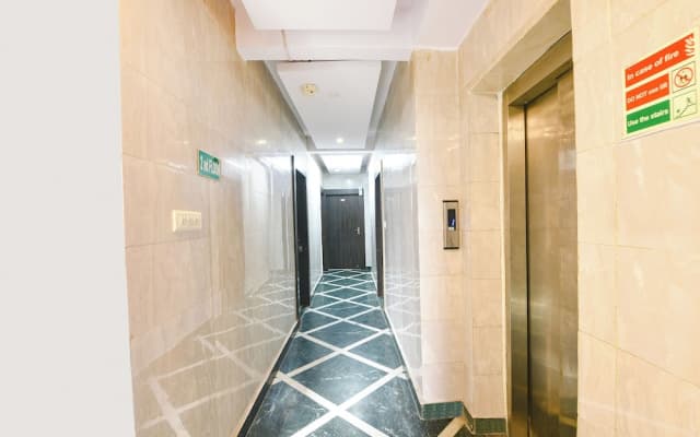 Fabhotel Vishesh Continental - photo 2
