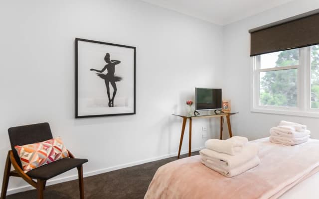 Boutique Stays - Caulfield Central - photo 5