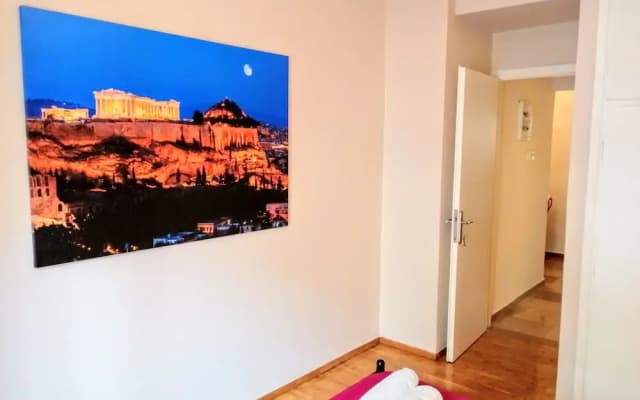 Modern apartment in Acropolis - photo 3