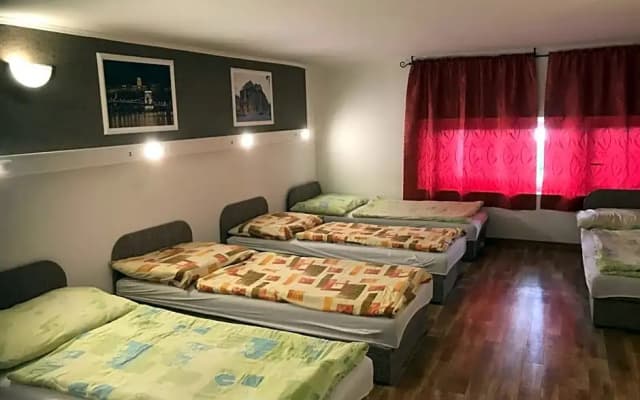 Opera Hostel Budapest - photo 4