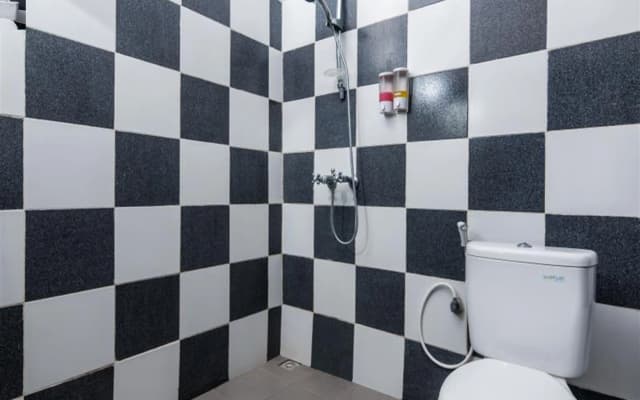 ZenRooms Kuta Banjar Anyar - photo 4