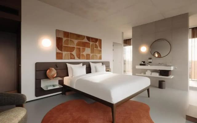 KIT Hotel - photo 5