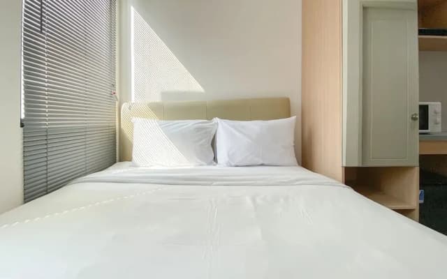 Cozy And Simply Studio Room At Osaka Riverview Pik 2 Apartment - photo 3