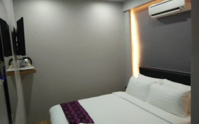 Sunset Villa Inn - photo 2